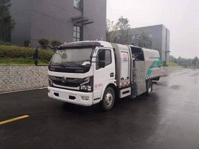 東風純電動護欄清洗車 4m3